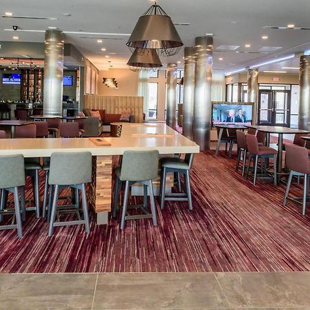 Courtyard By Marriott Lake Jackson Bagian luar foto