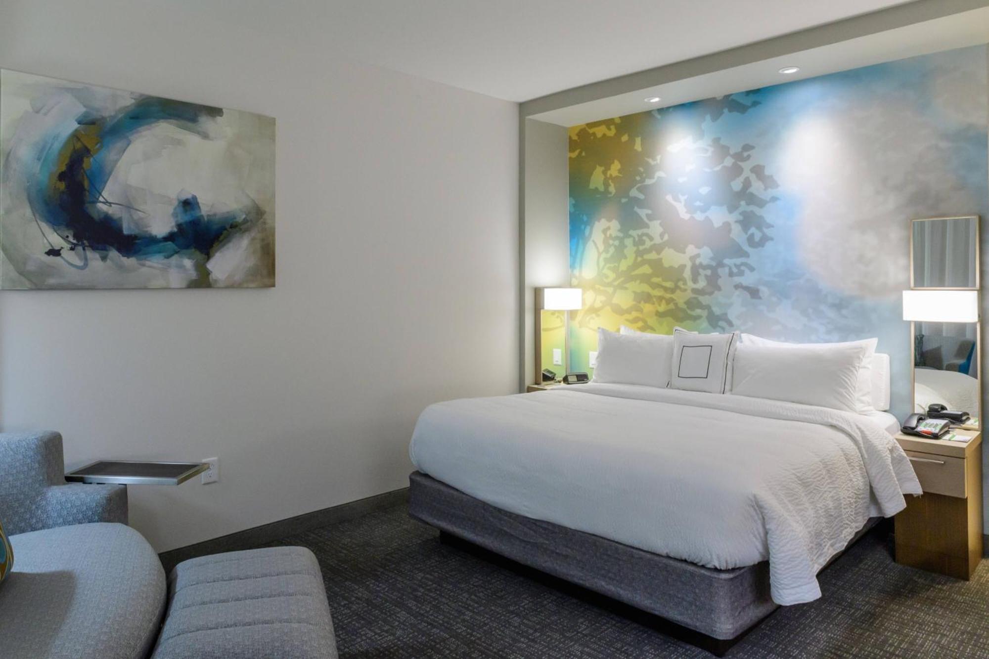 Courtyard By Marriott Lake Jackson Bagian luar foto