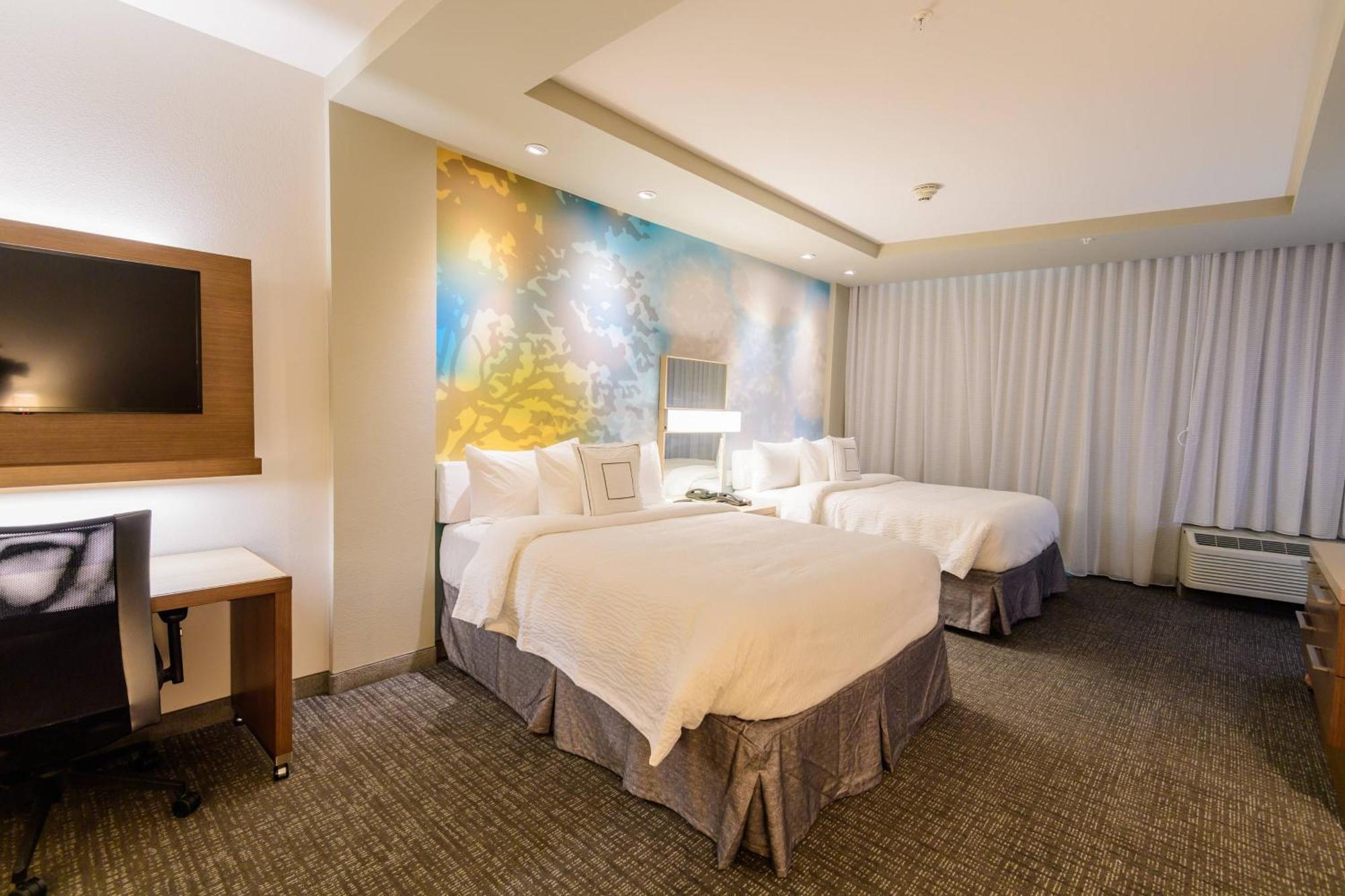 Courtyard By Marriott Lake Jackson Bagian luar foto